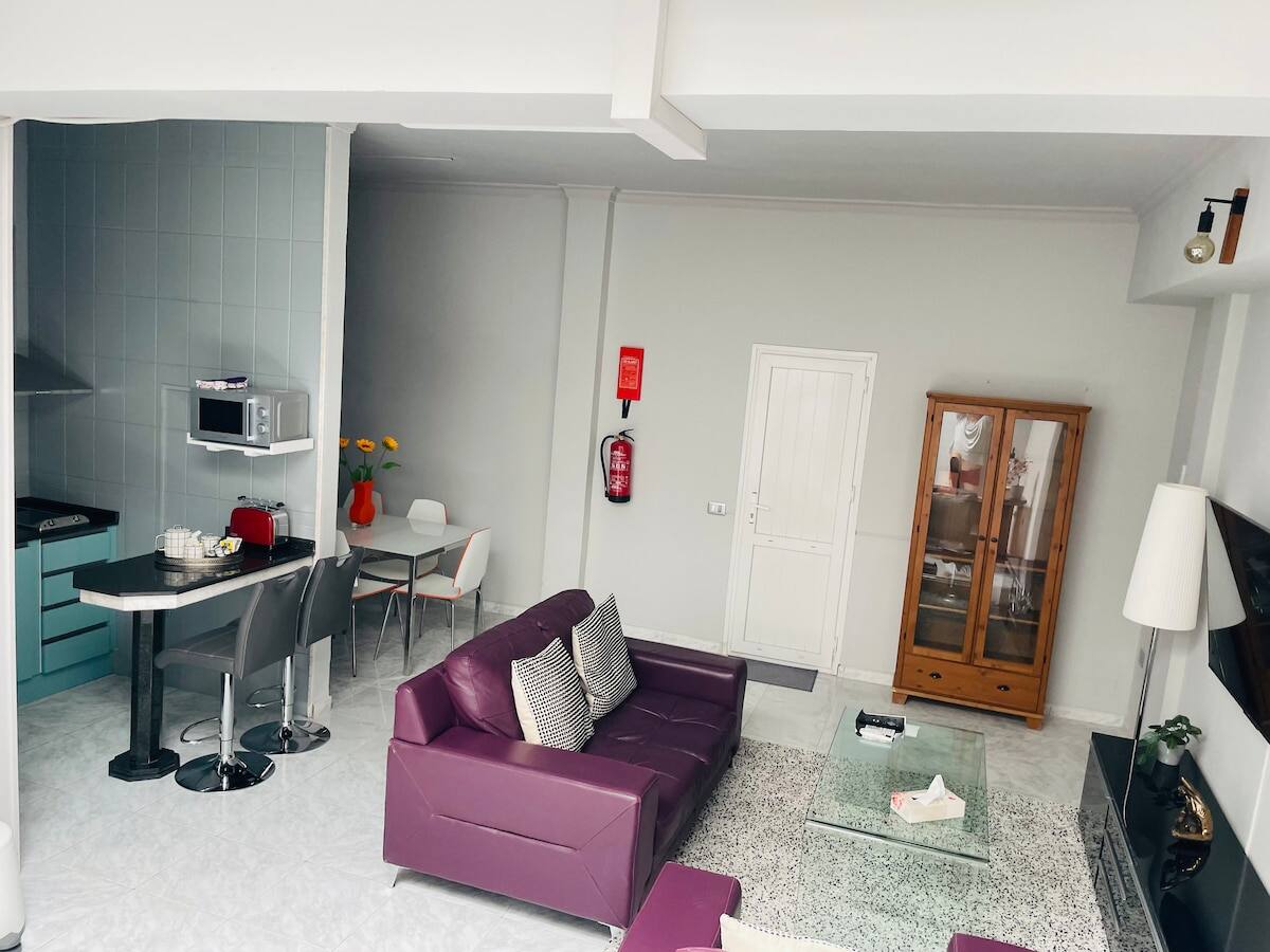 Twin apartment bright and spacious main room with two single beds